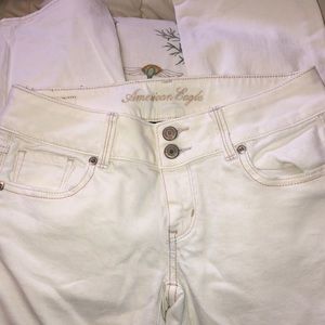 White artist jeans American Eagle
